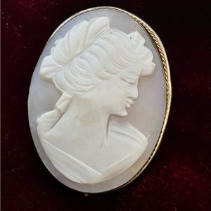Antique Large Victorian Cameo Brooch or Pendant in Sterling Silver